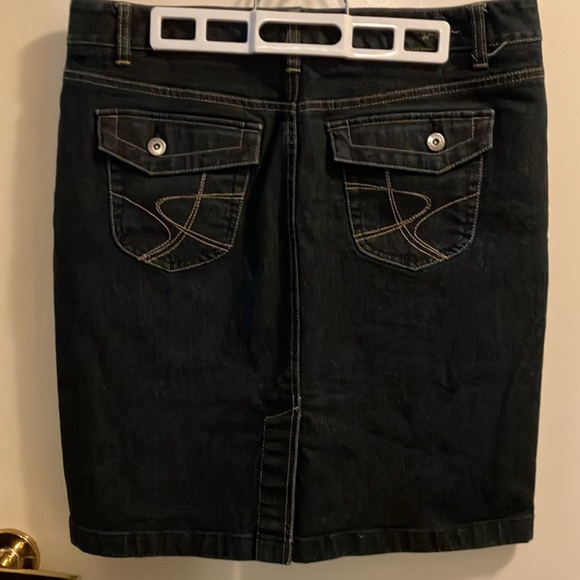 Tommy Hilfiger Jean Skirt  12 - Picture 2 of 10
